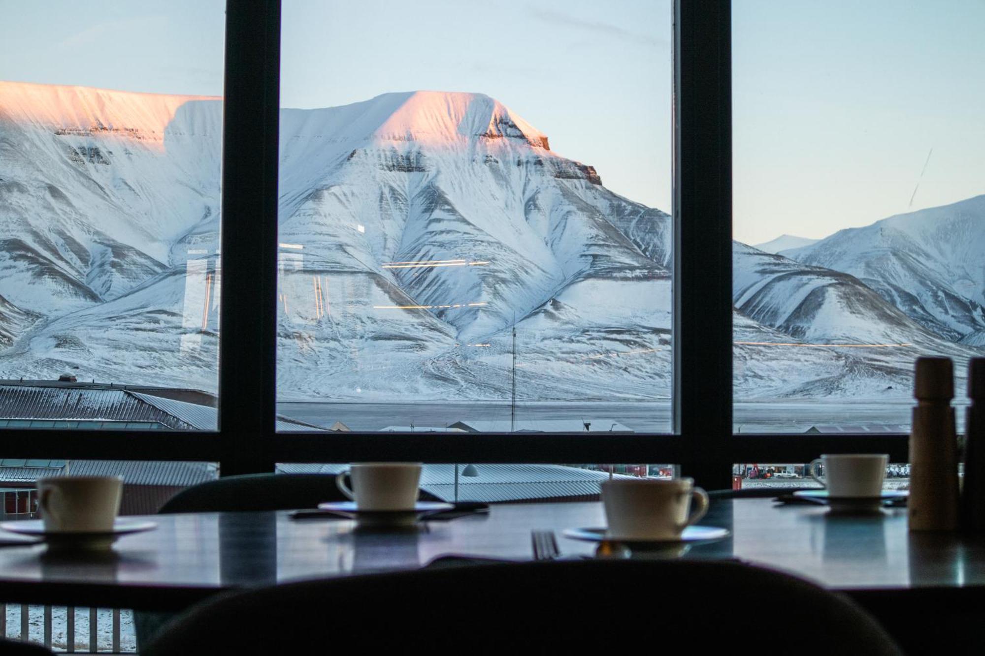 Radisson Blu Polar Hotel, Spitsbergen Longyearbyen Exteriör bild