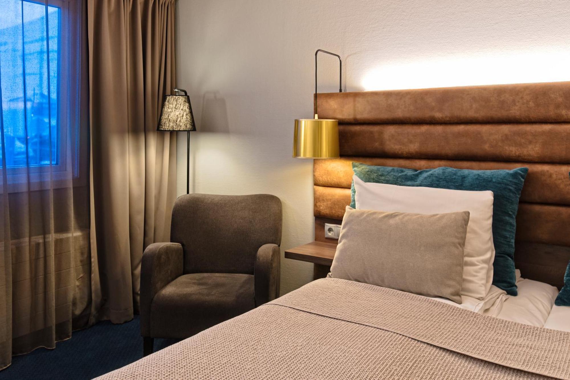 Radisson Blu Polar Hotel, Spitsbergen Longyearbyen Exteriör bild
