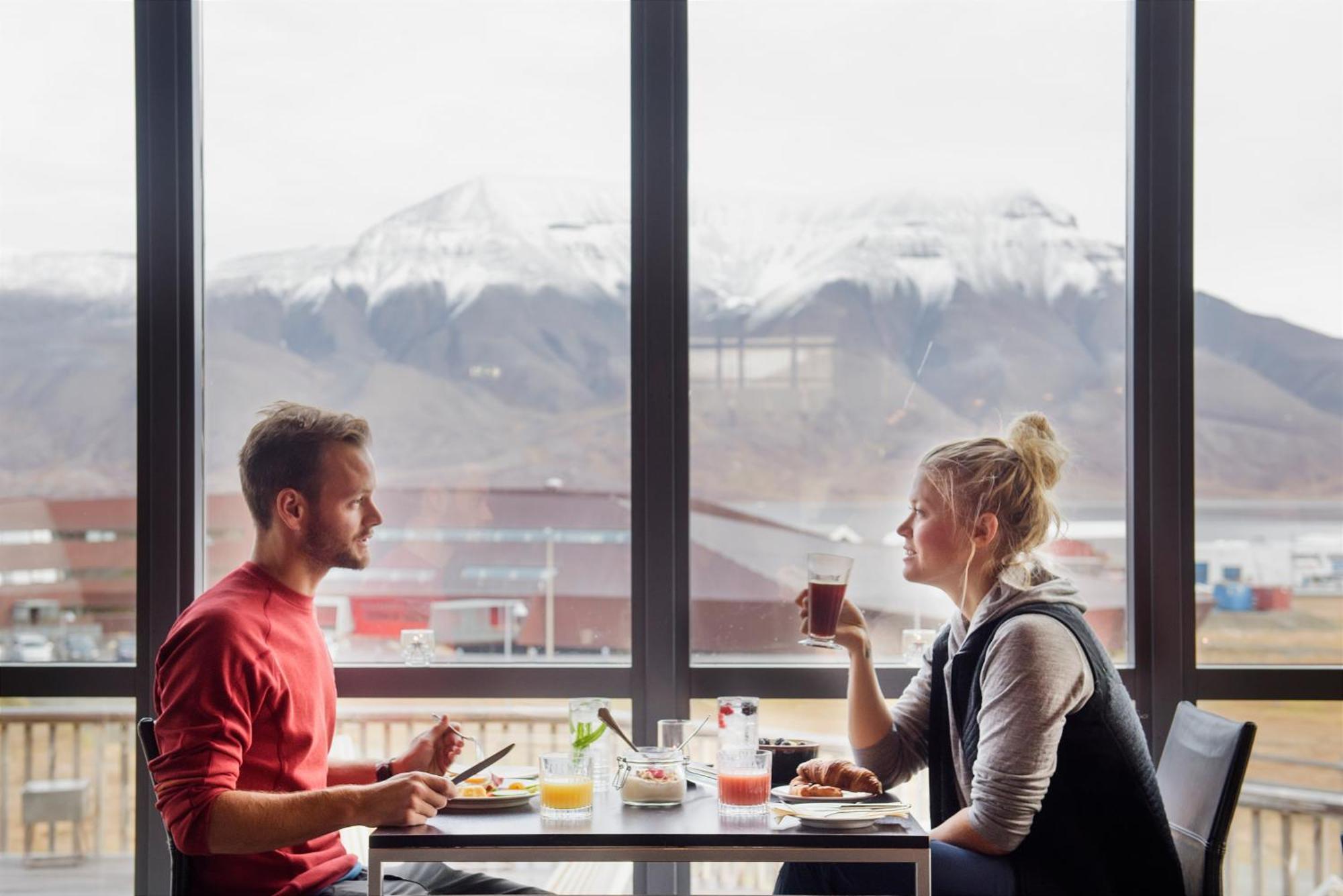 Radisson Blu Polar Hotel, Spitsbergen Longyearbyen Exteriör bild