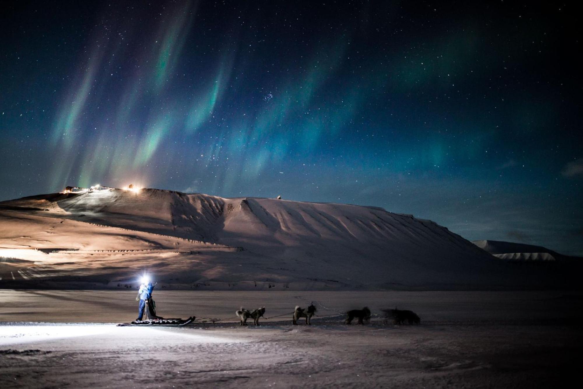 Radisson Blu Polar Hotel, Spitsbergen Longyearbyen Exteriör bild