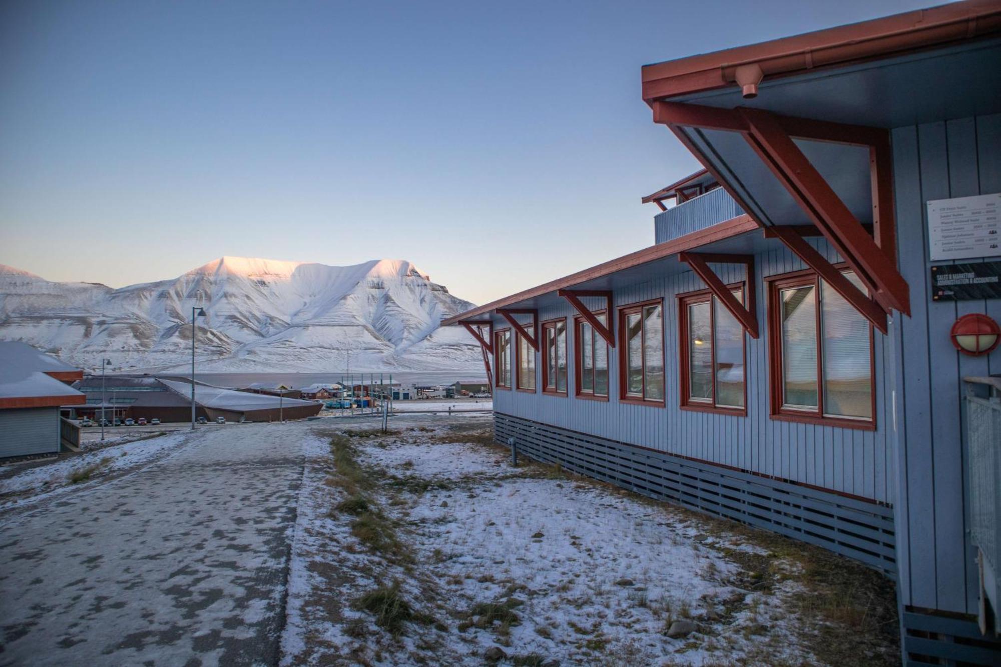 Radisson Blu Polar Hotel, Spitsbergen Longyearbyen Exteriör bild