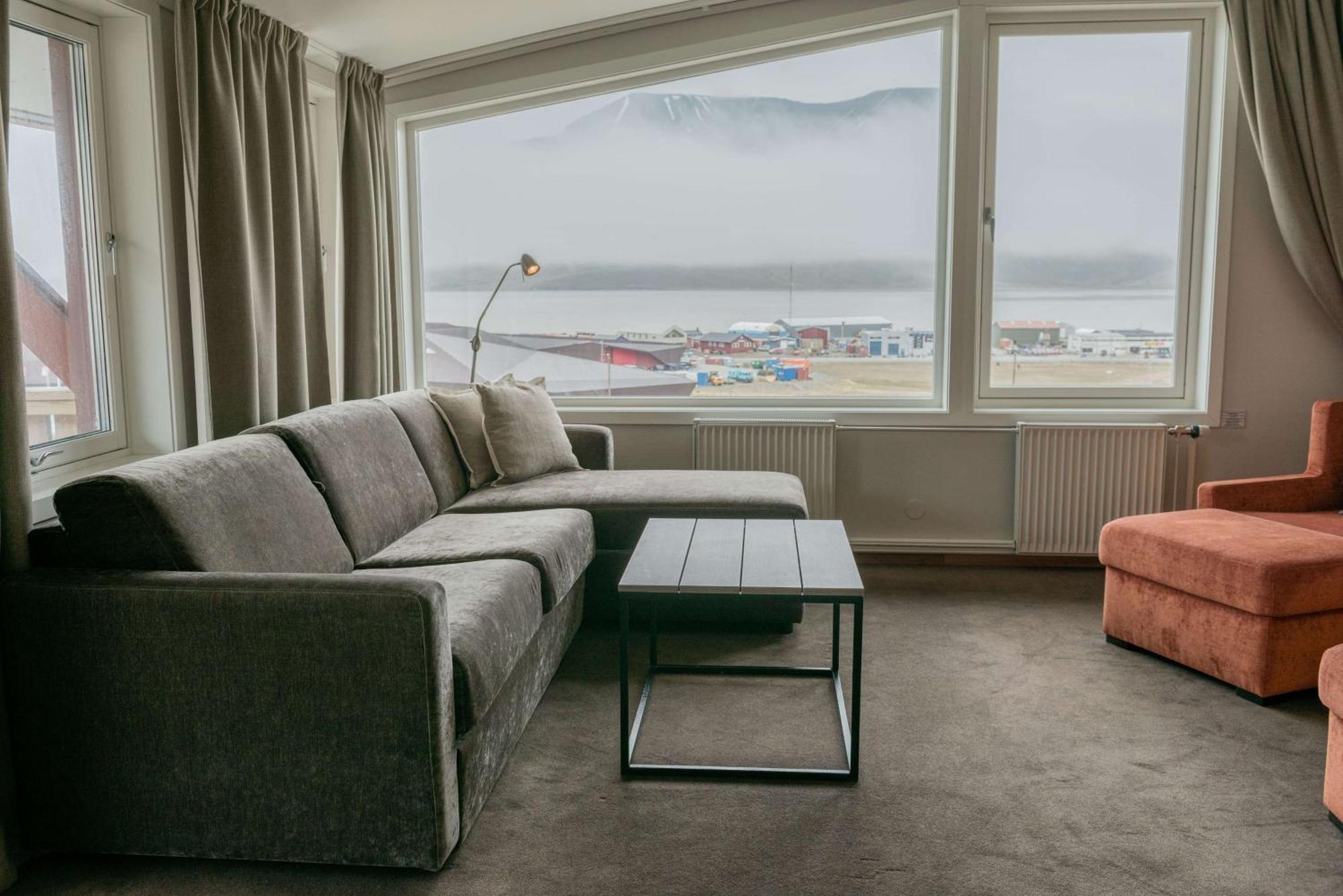 Radisson Blu Polar Hotel, Spitsbergen Longyearbyen Exteriör bild