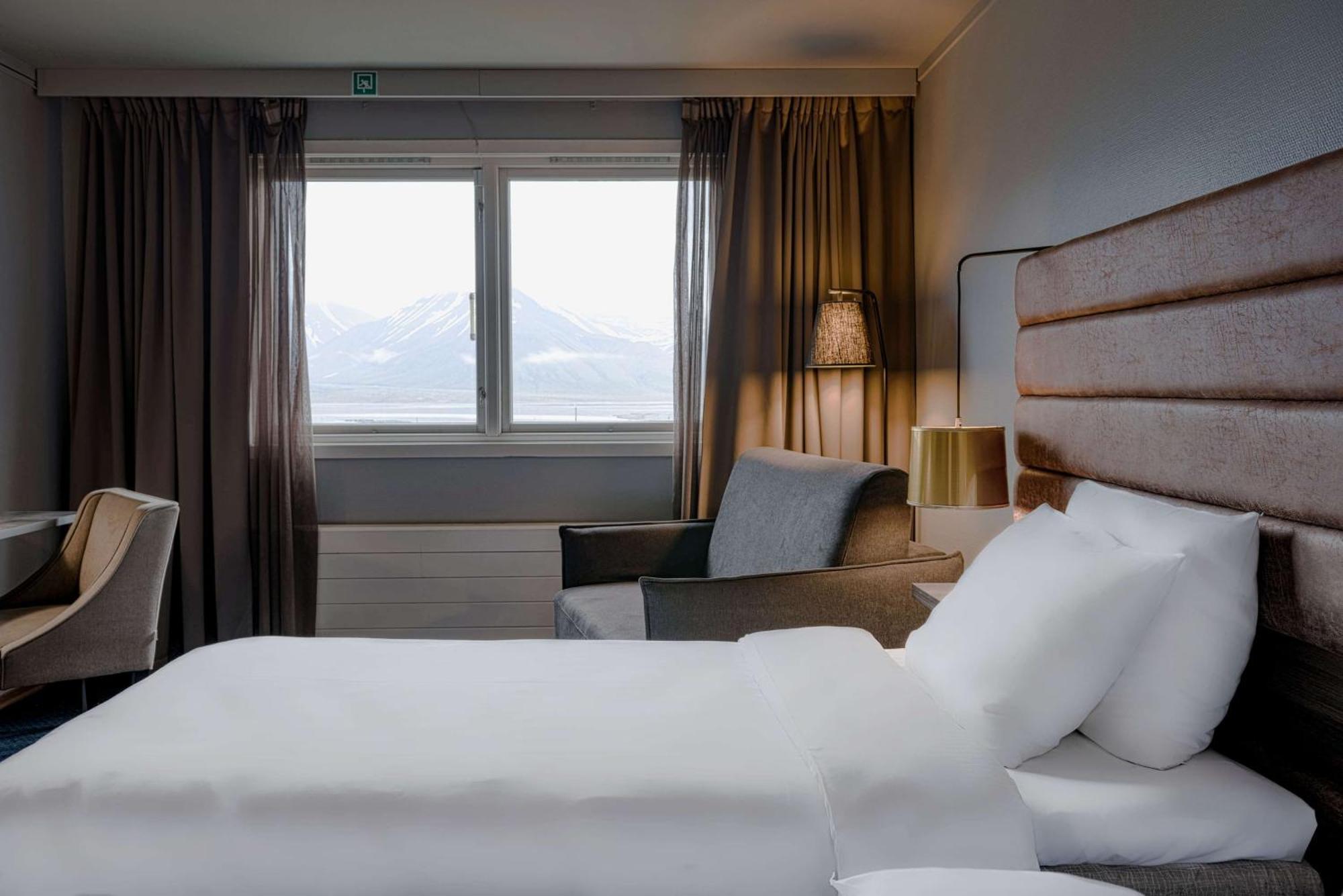 Radisson Blu Polar Hotel, Spitsbergen Longyearbyen Exteriör bild